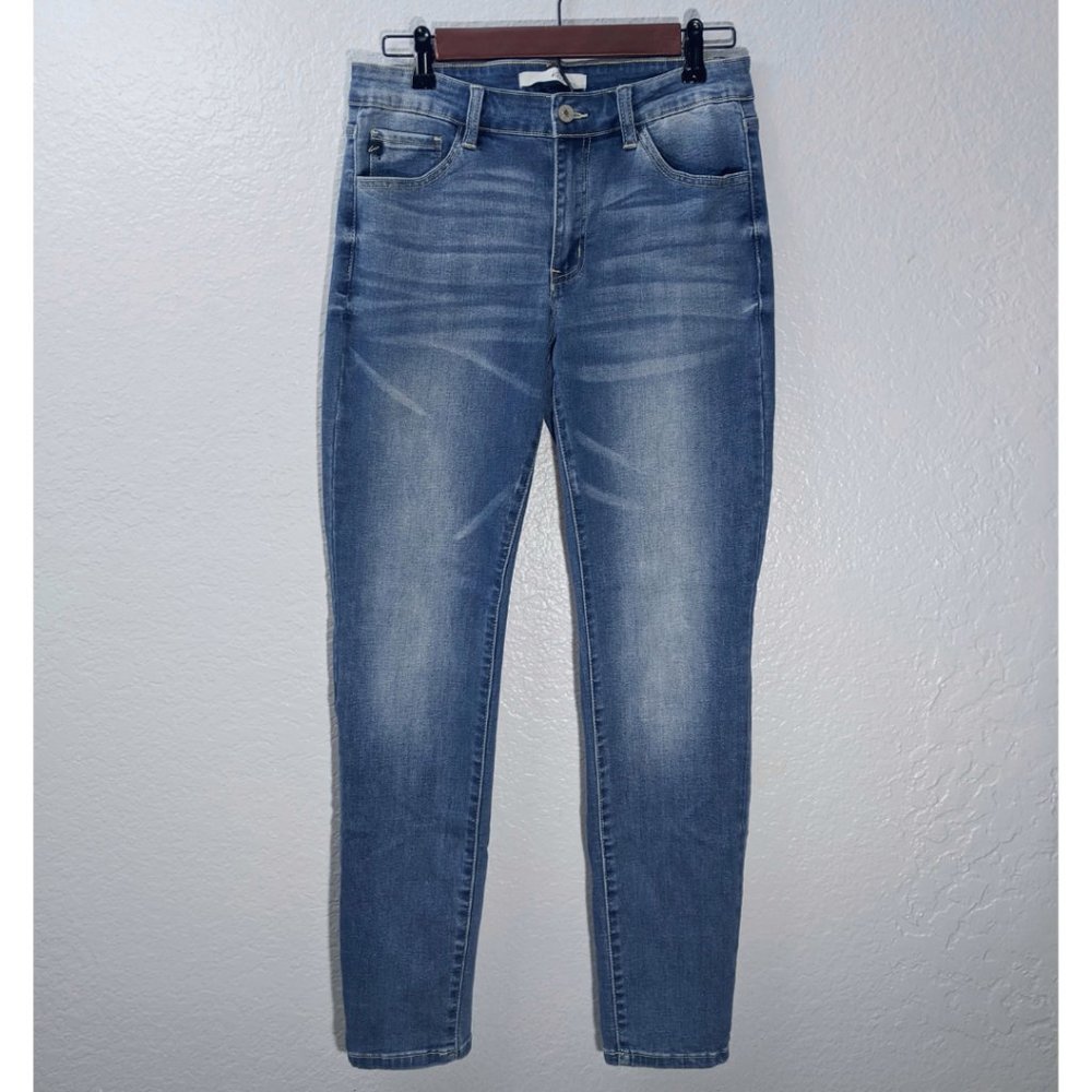 KanCan Medium Wash Mid Rise Skinny Jeans Sz 11/29